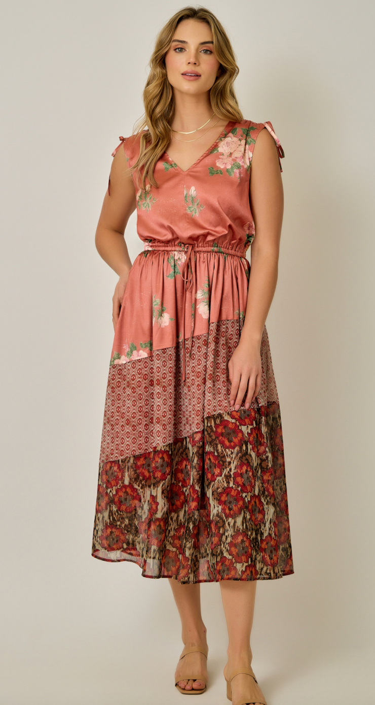 Mystree Sleeveless Mixed Print Dress