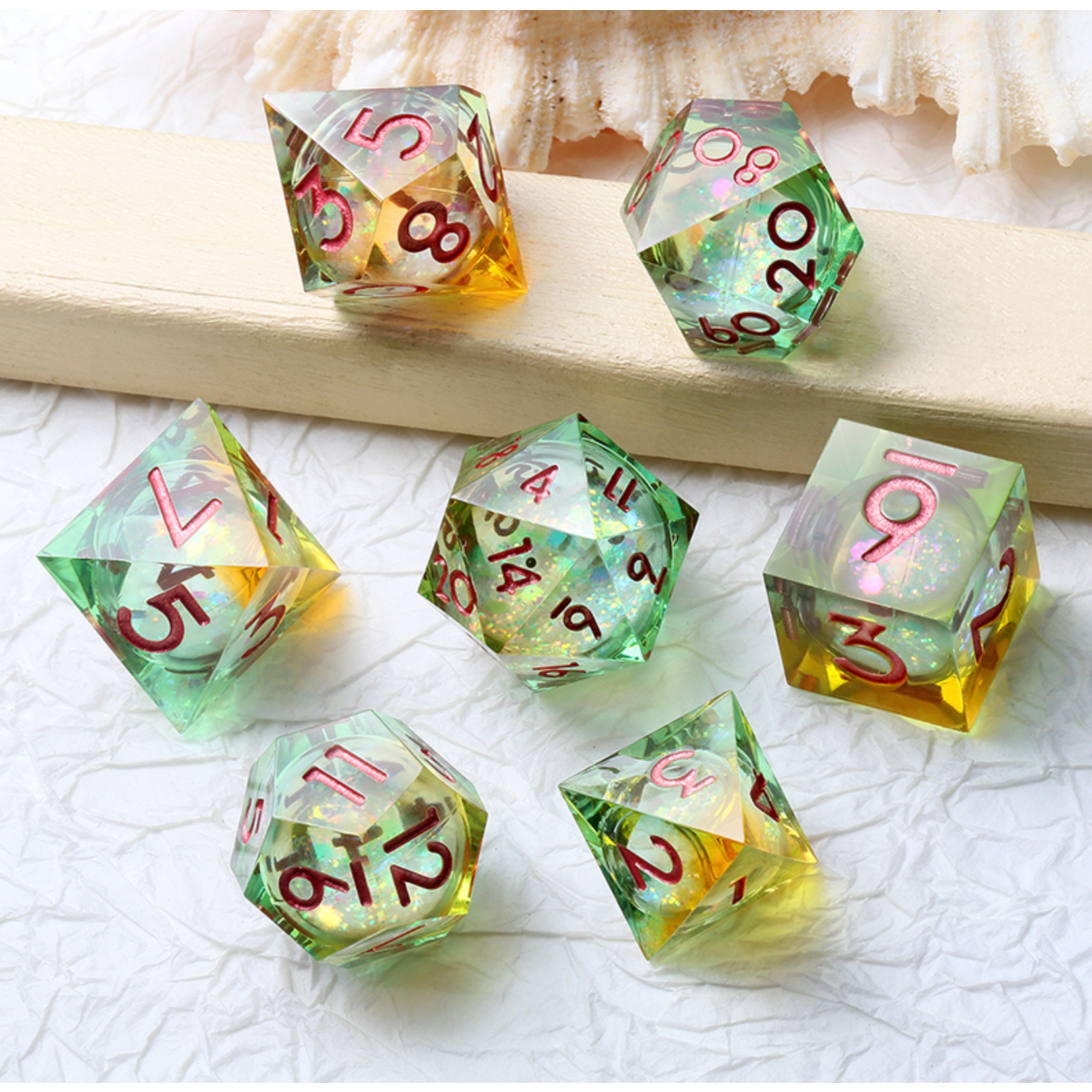 GTH Liquid Core Dice Set (7pc) Fairy