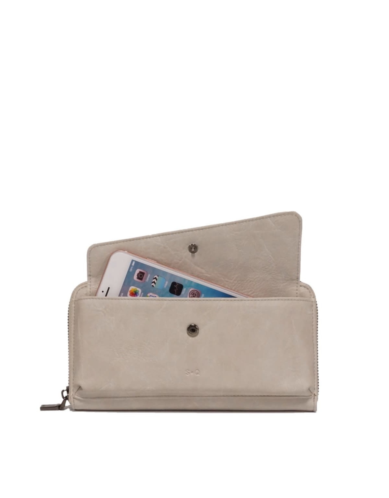 Cora Passport Wallet - Petal Pink