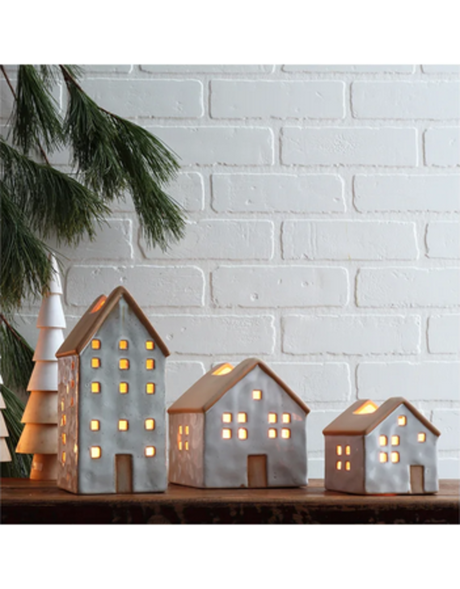 Chalet Ceramic House Large White