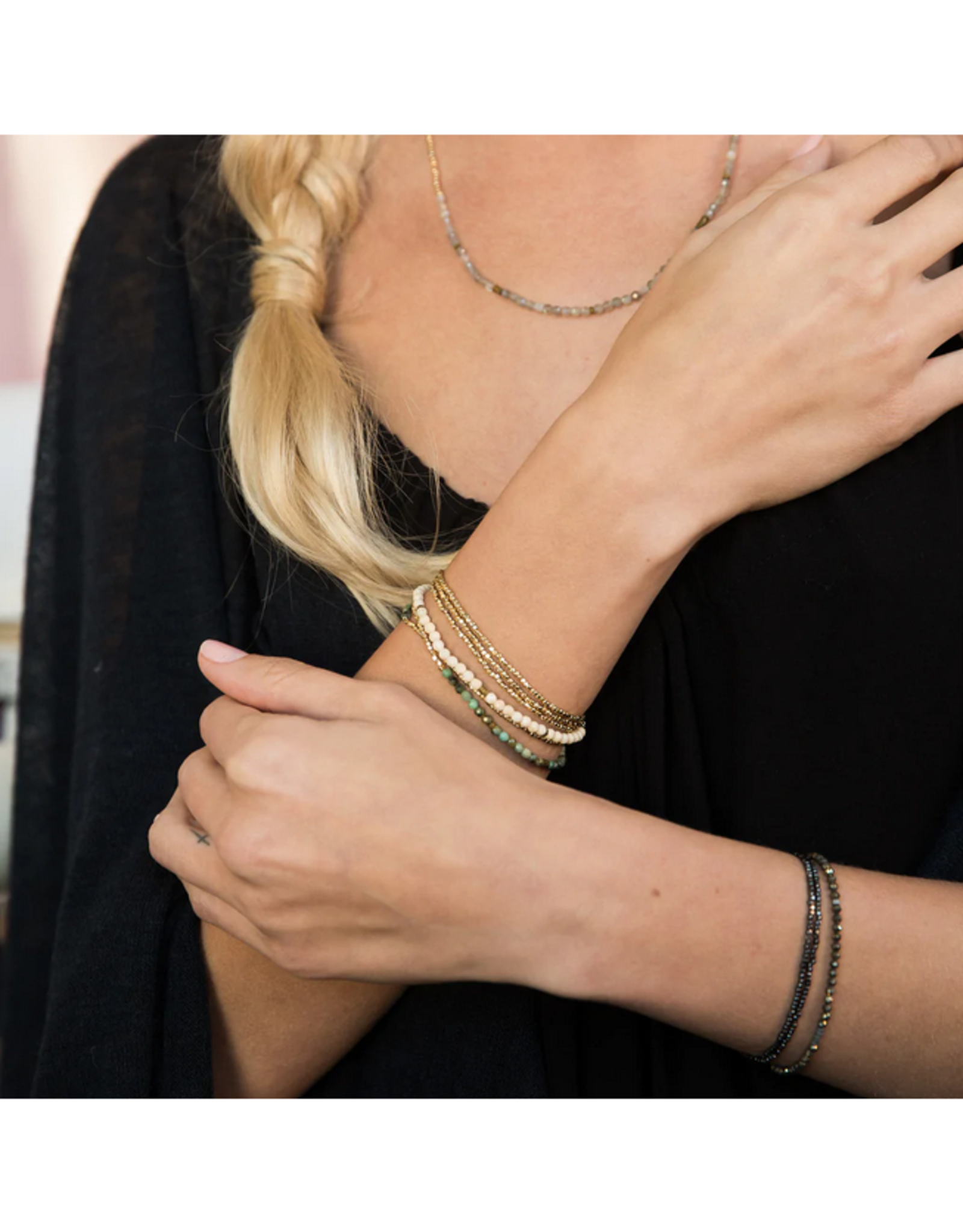 Delicate stone - African Turquoise / Gold