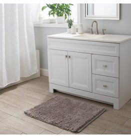 Plush Bath Mat - Grey