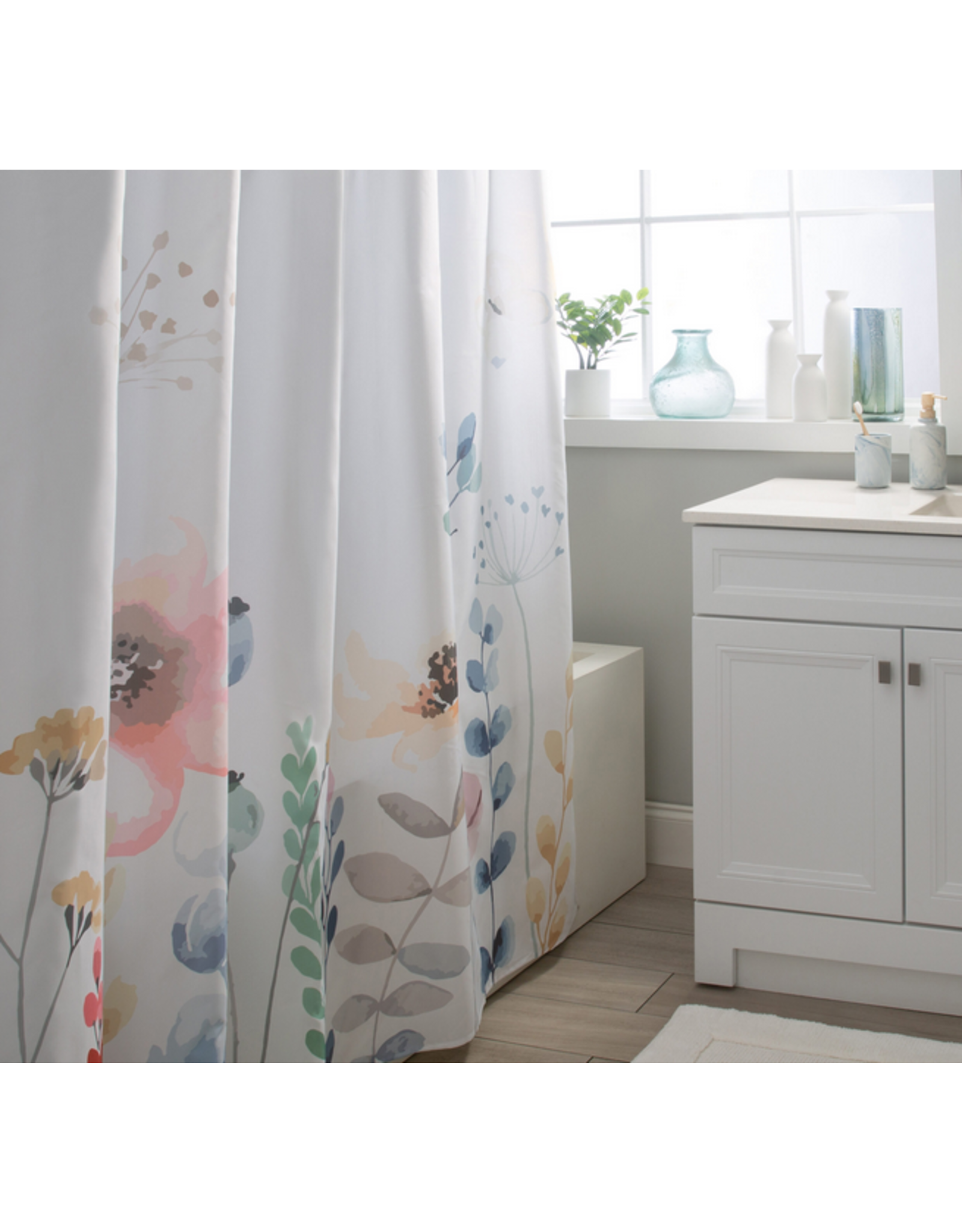 Jardin Shower Curtain 71"x71"