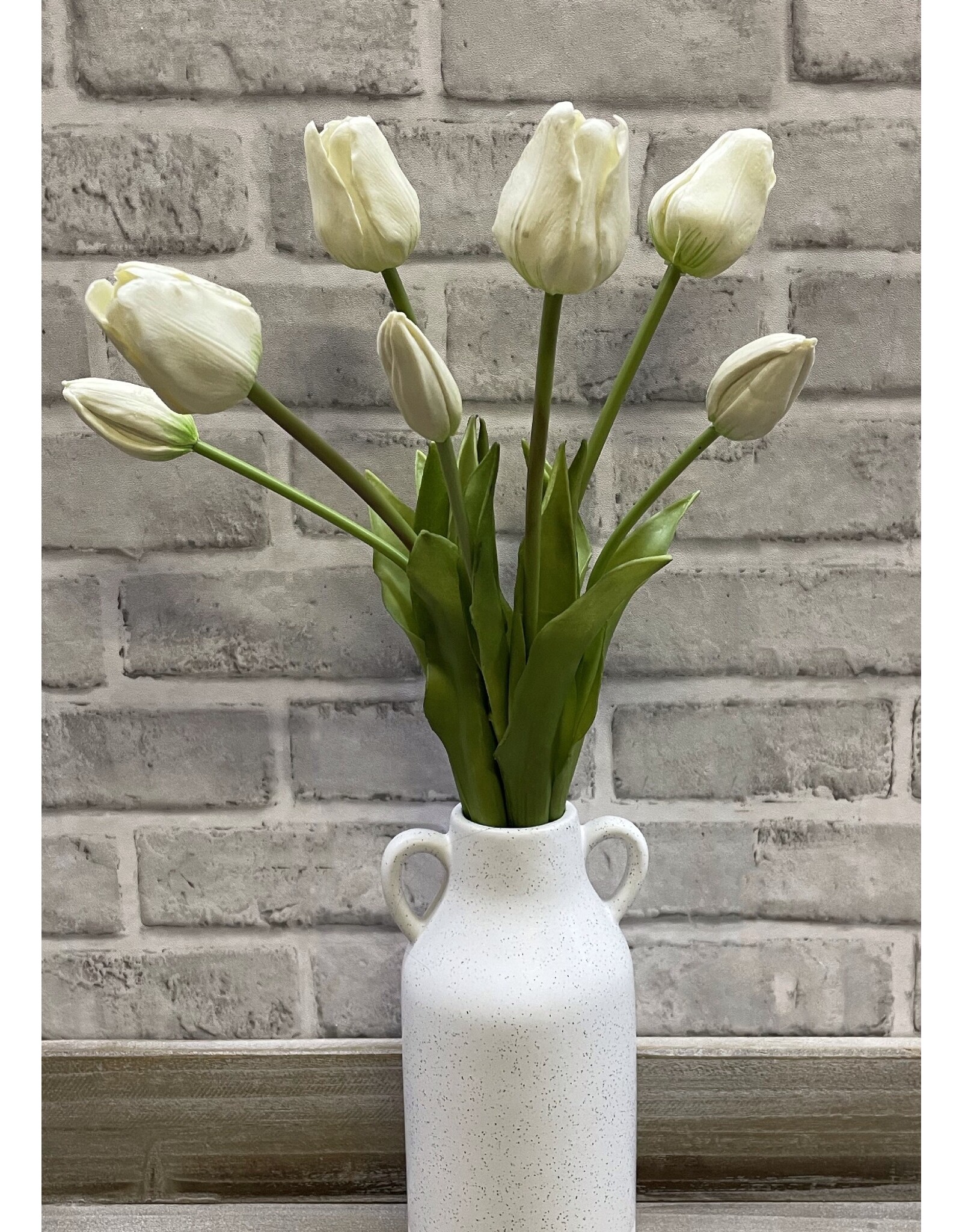 19" White fresh Touch Tulip Bundle