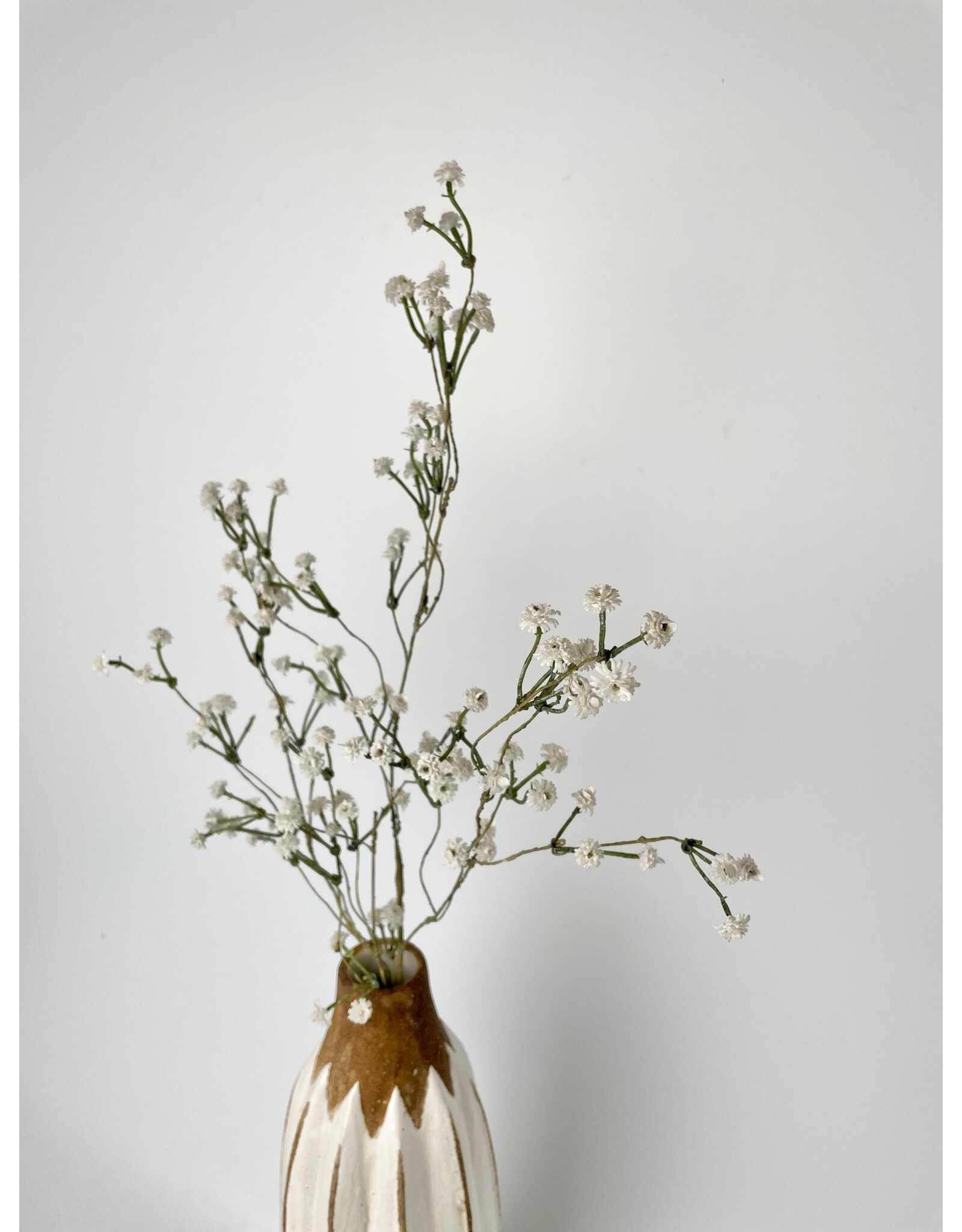 35" White Baby's Breath Spray