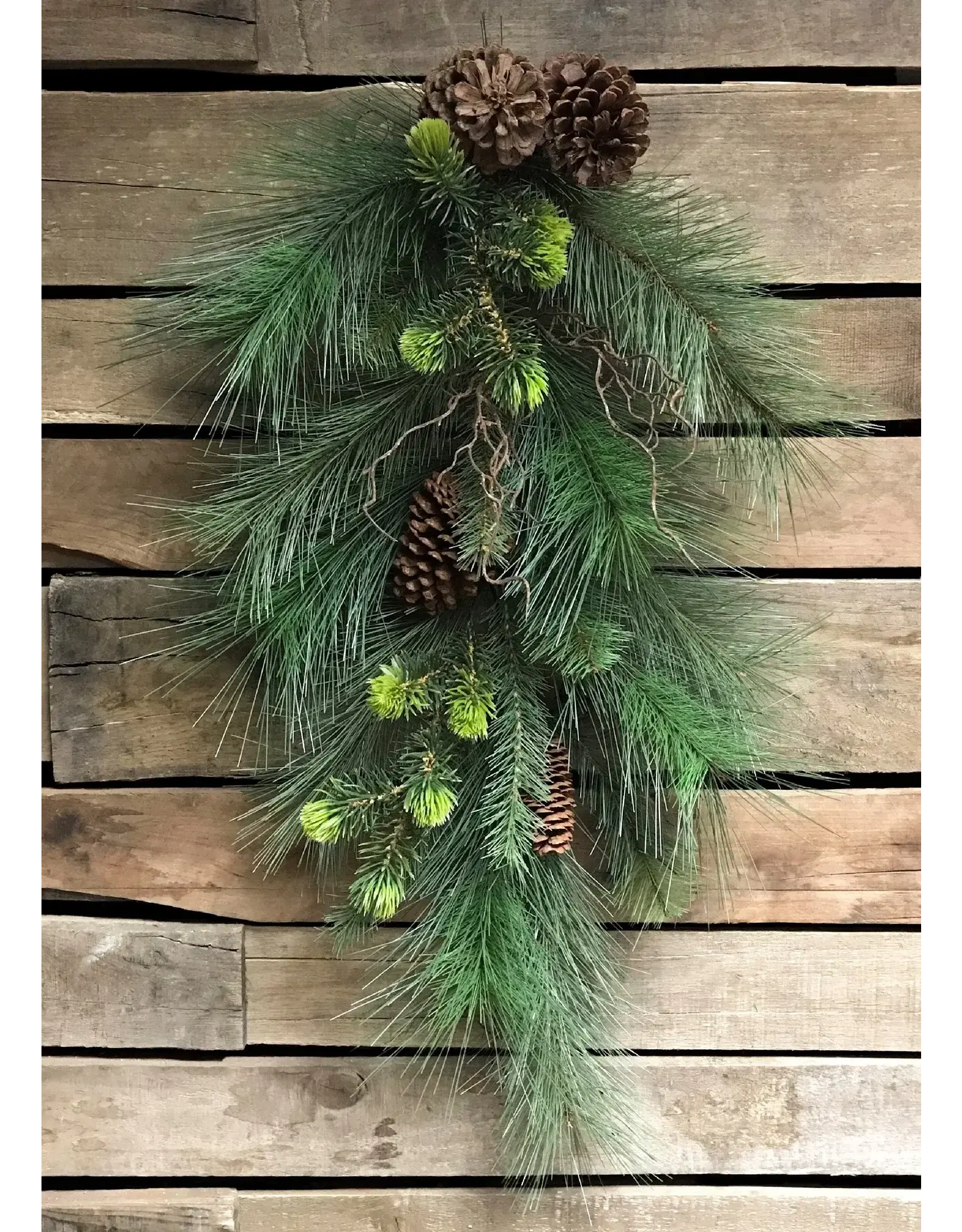 28" Pine and Cone Teardrop