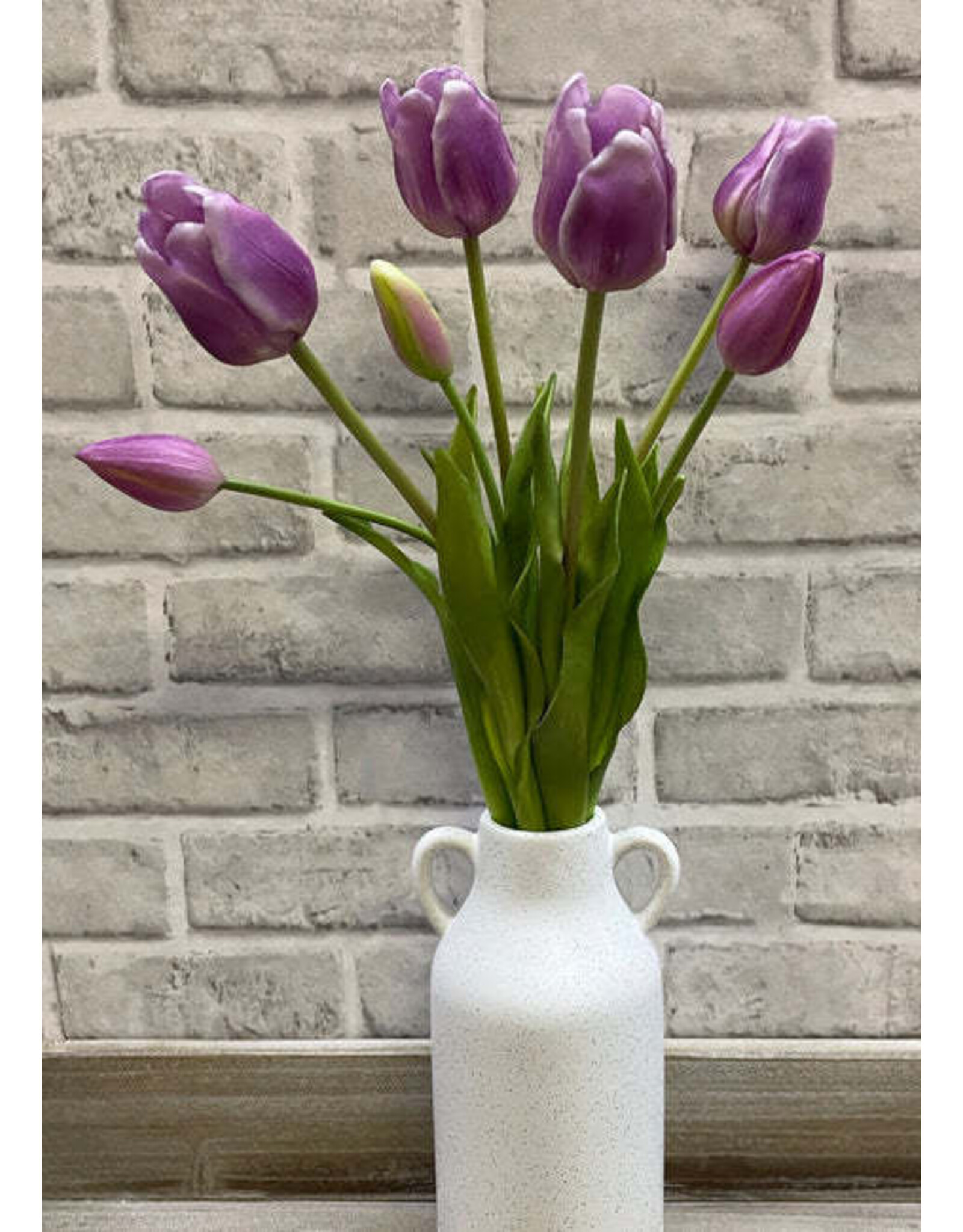 19" Lavender/White Fresh Touch Tulip Bundle