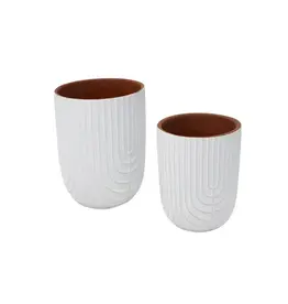 Curved Ridge Pot - small