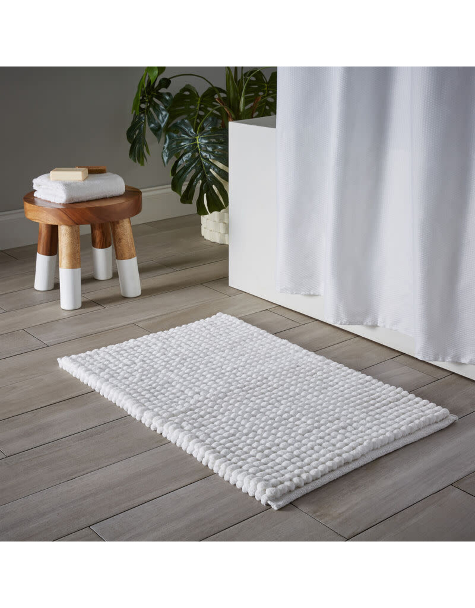 Chunky Puff Bath Mat - white