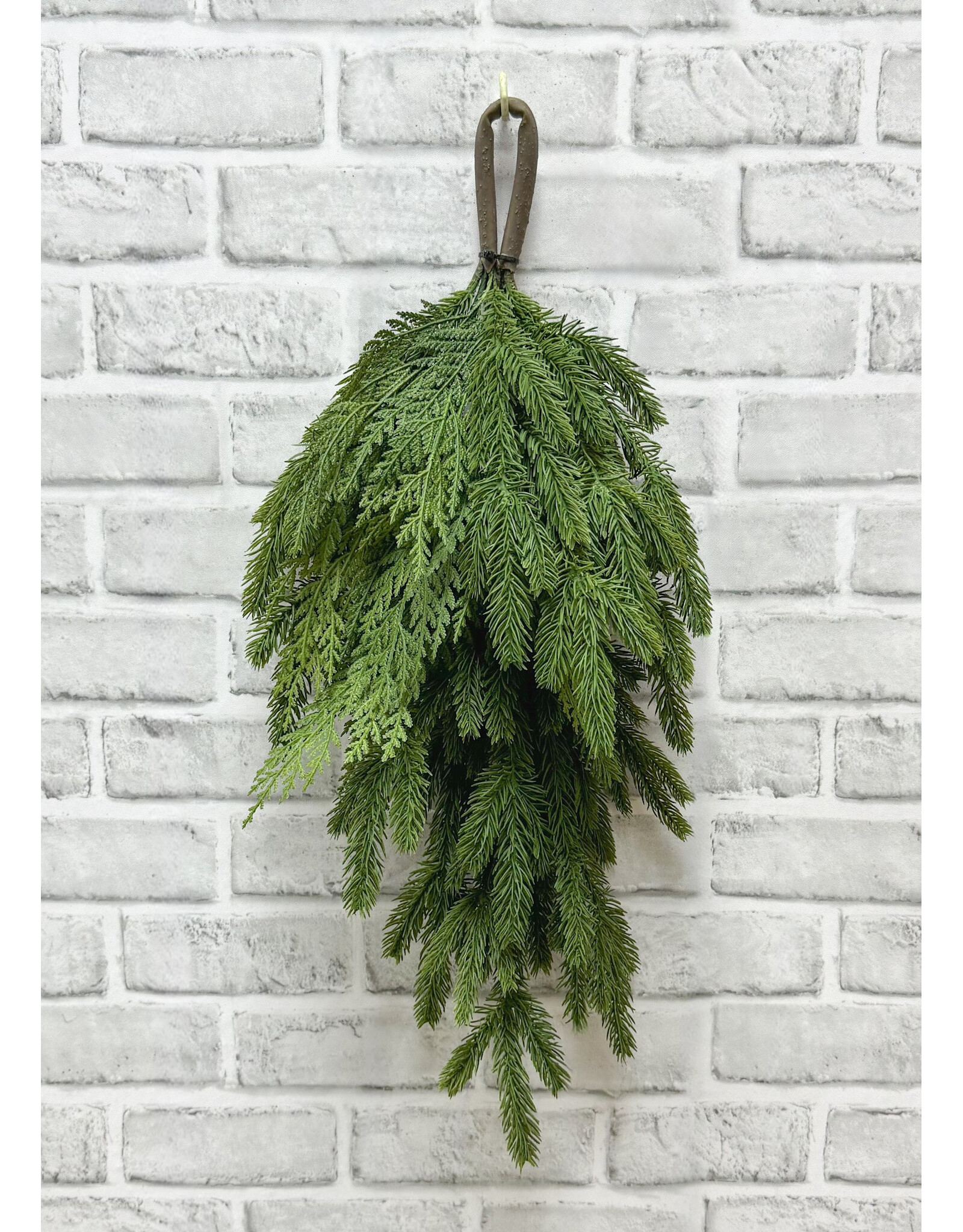 22" Fresh Touch Spruce and Cedar Teardrop