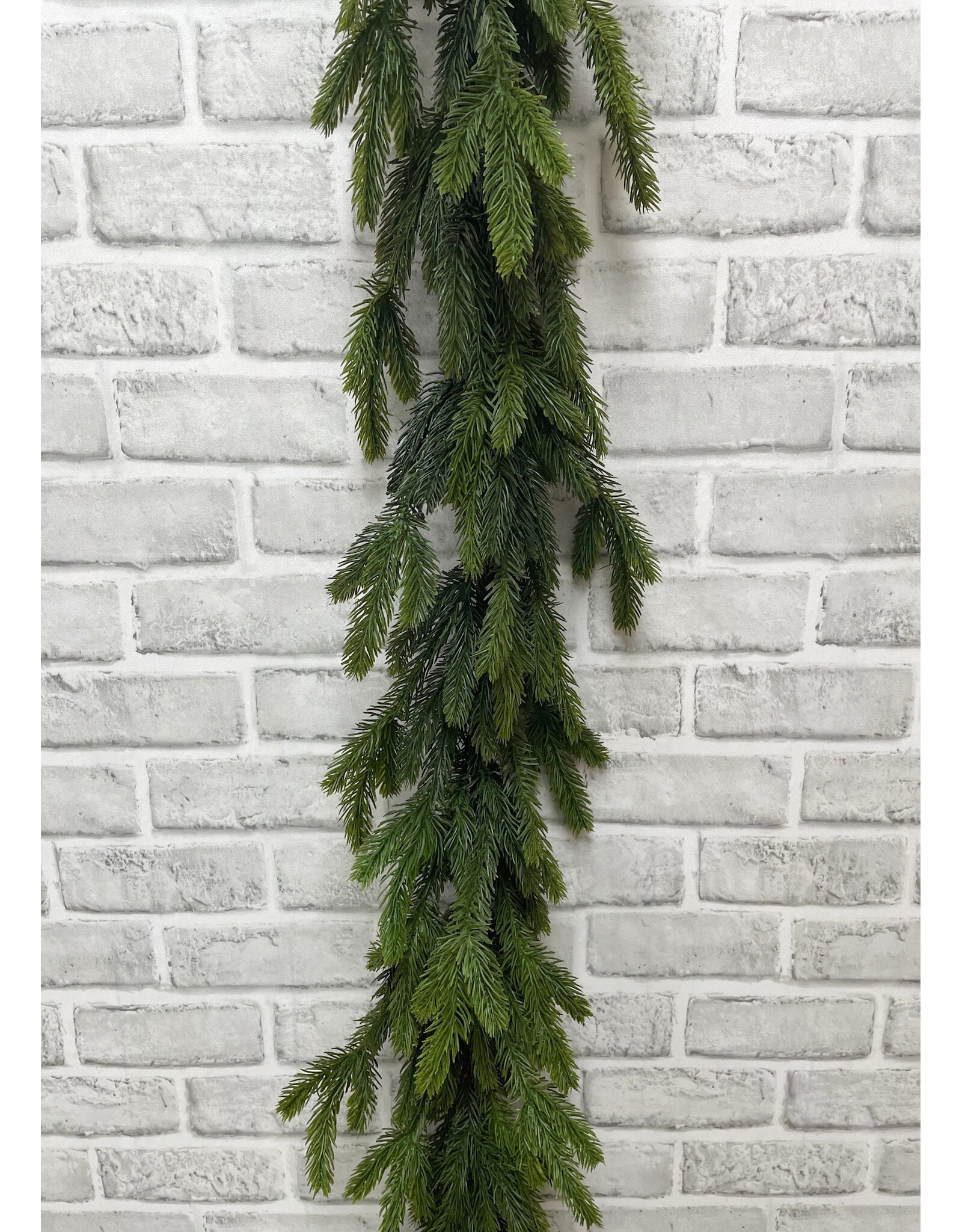 60" Fresh Touch Spruce Garland