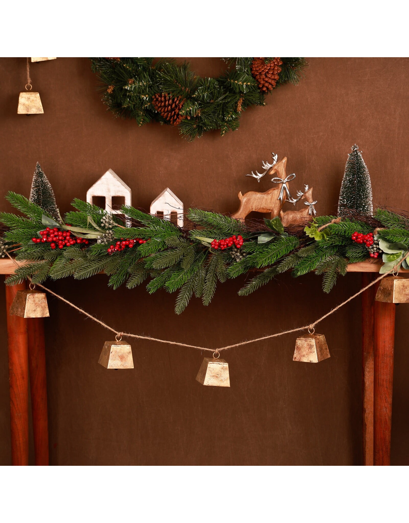 Blitzen Square Bell Garland