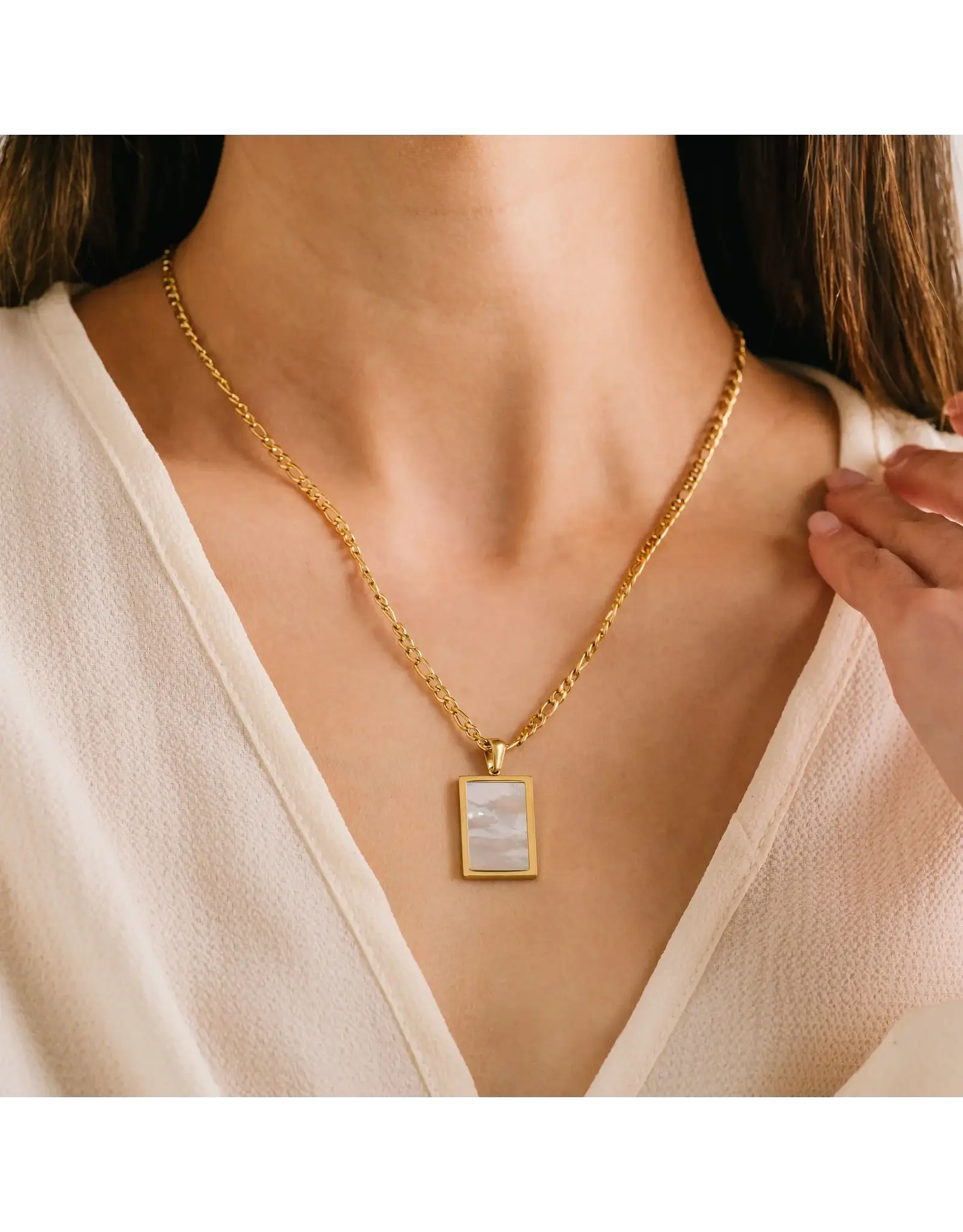 Kits Necklace - Gold