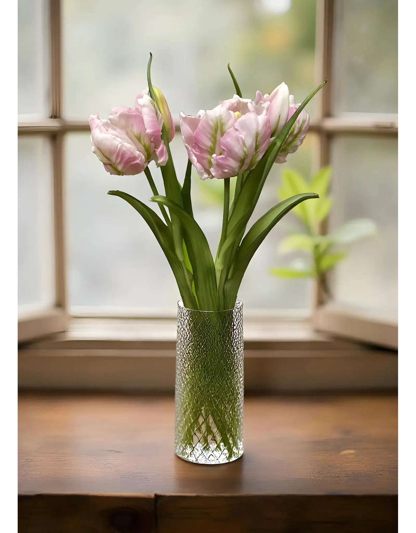 16" Fresh Touch Parrot Tulip - Lavender