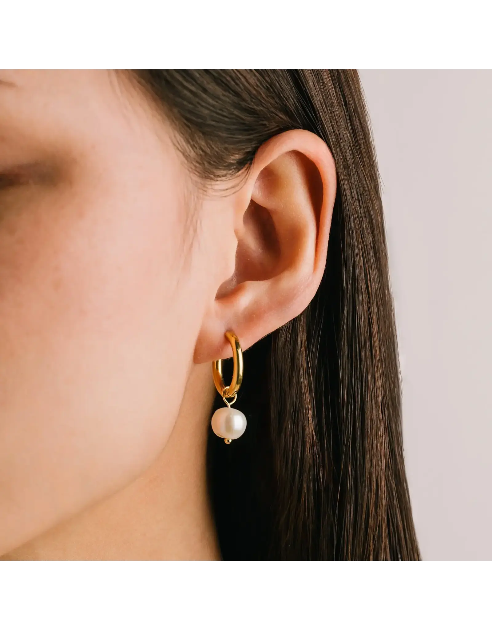 Oceane Pearl Hoops - Gold