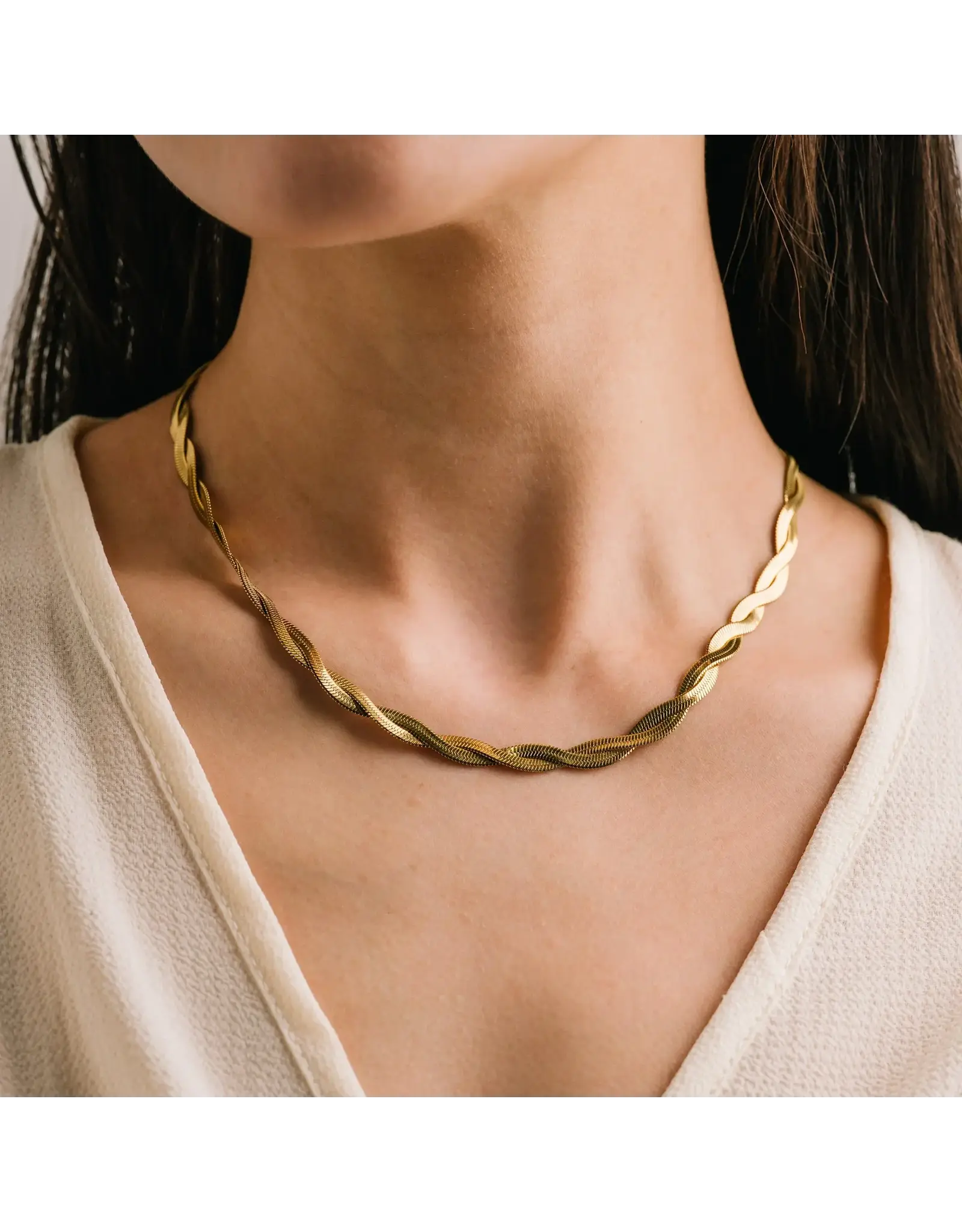Josie Twist Herringbone Necklace - Gold