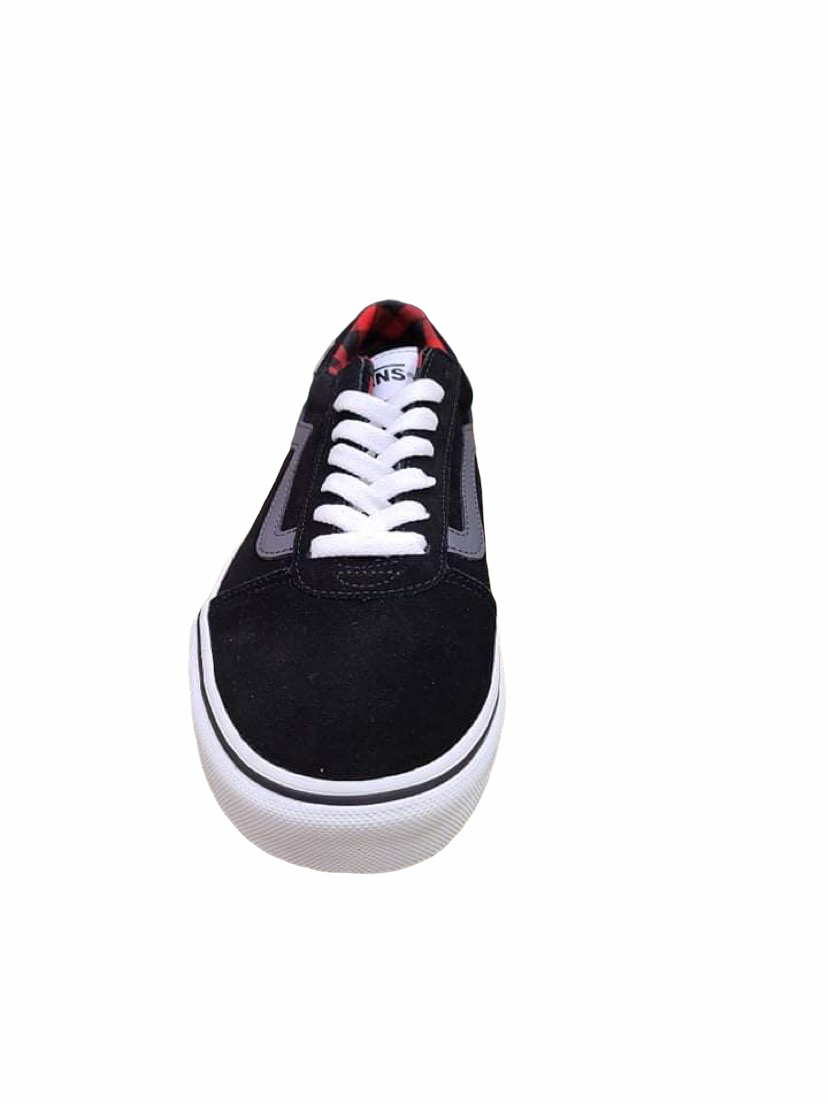 Vans Men s Ward Vansguard Lace Up Sneaker