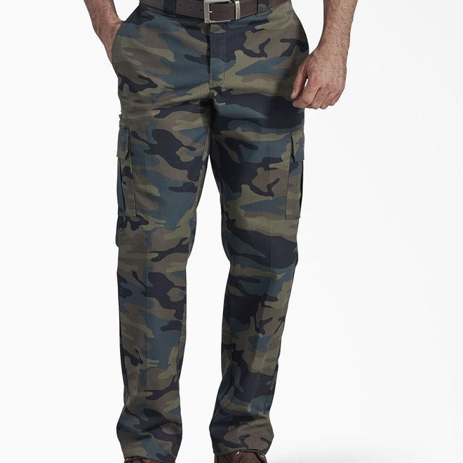 REGULAR FIT STRAIGHT LEG CARGO PANTS CAMO