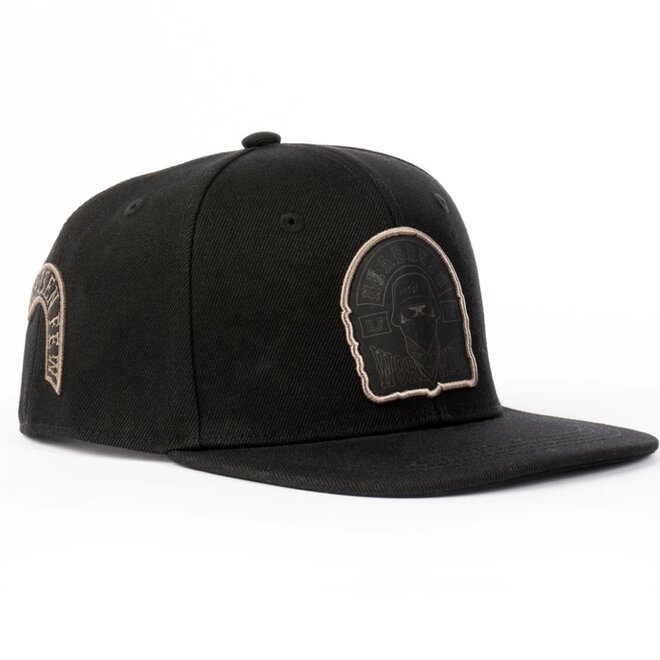 THE JUDGE SNAPBACK HAT BLACK