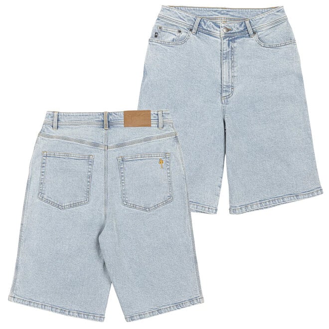 JEAN SHORT ULTRA LIGHT WASH