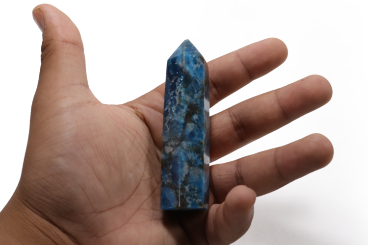 Apatite Point 91-110g