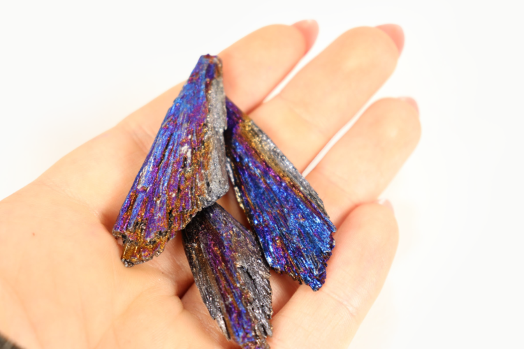 Titanium Black Kyanite ~10g