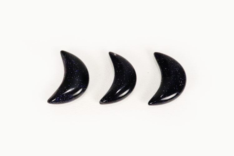 Crescent Moons 30mm