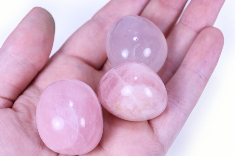 Rose Quartz Tumbled 26-50g
