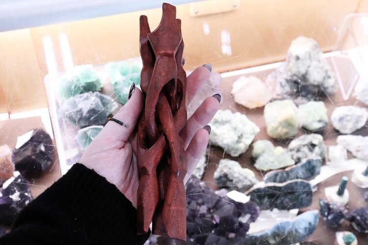 Wooden Tripod Stand 6"