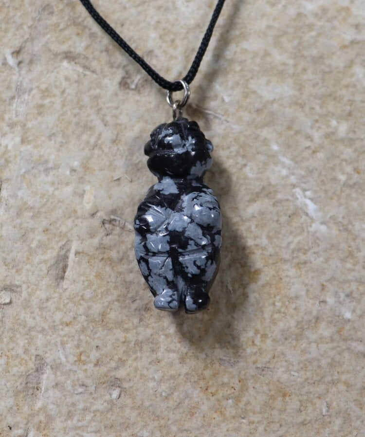 Carved  Venus Figurine Gemstone Necklace