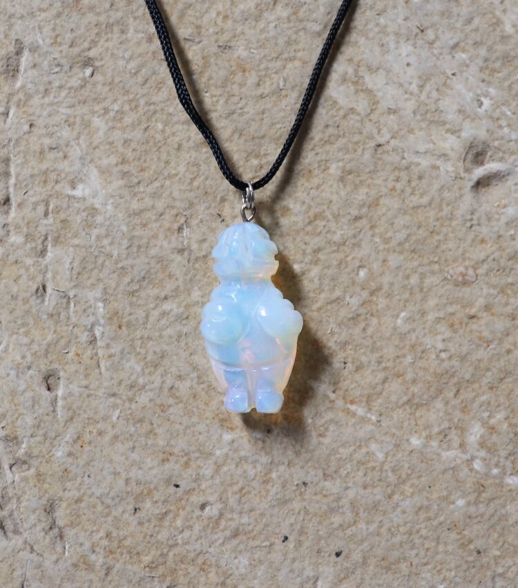 Carved  Venus Figurine Gemstone Necklace