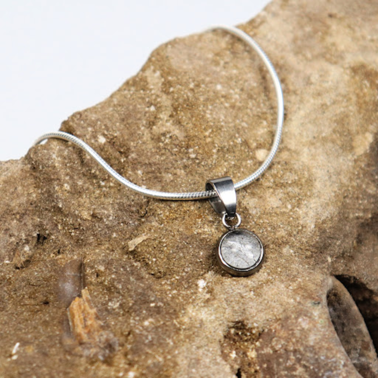 Seymchan Meteorite Round Pendant 8mm