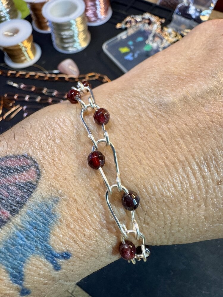 Aug. 23, SUN. 11:30-2pm  Beaded Wire "U" Chain Bracelet Class