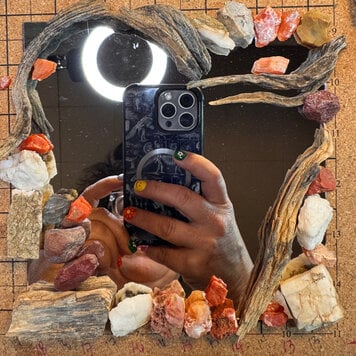 Sep. 23, WED. 5-8pm Collage Mirror Workshop
