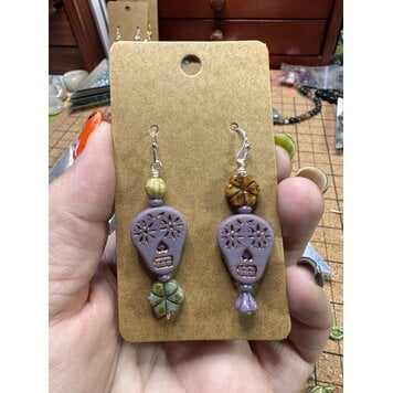 Nov. 4, WED. 5-7pm Día de los Muertos Earrings Workshop