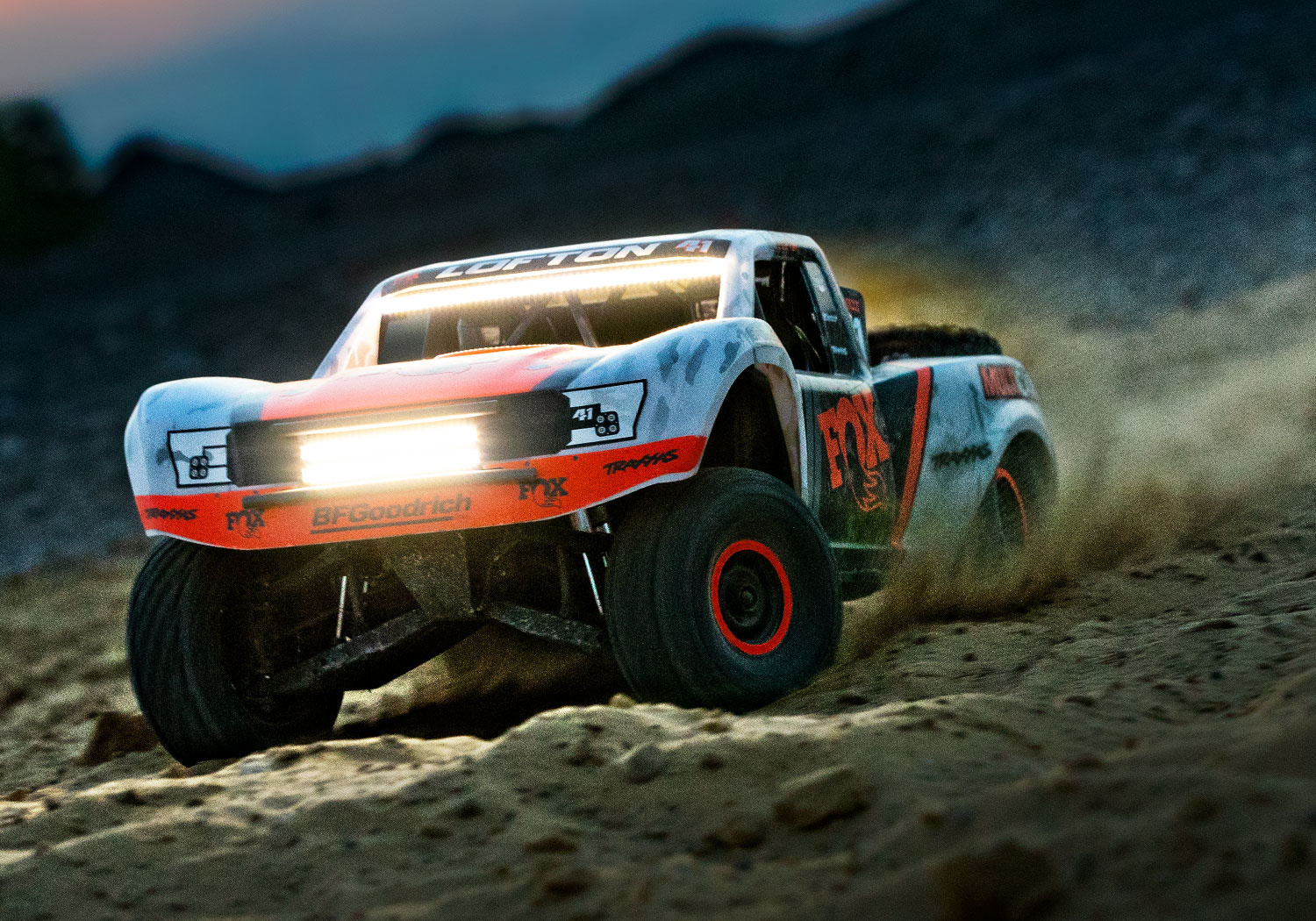 Unlimited Desert Racer Fox Orange TRA85086-4-FOX