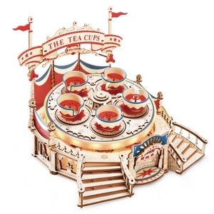 Tilt-A-Whirl  Wood Model Kit,  ROEEA04