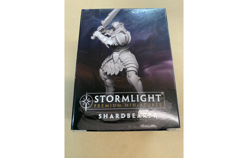 Stormlight Archive Premium Miniatures:  Shardbearer
