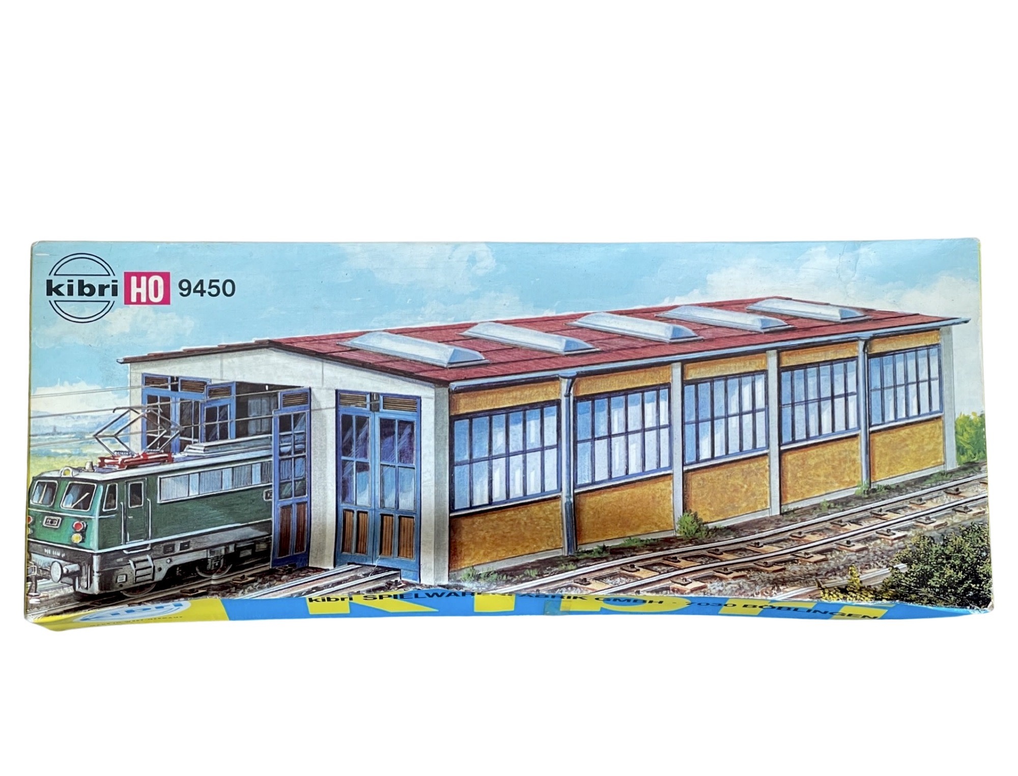 KIBRI HO # B-9450, 3 Train Garage - LOKSSCHUPPEN ...