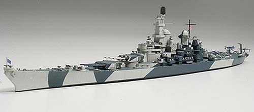 1/700 USS Iowa BB61 Battleship Waterline Plastic Model Kit
