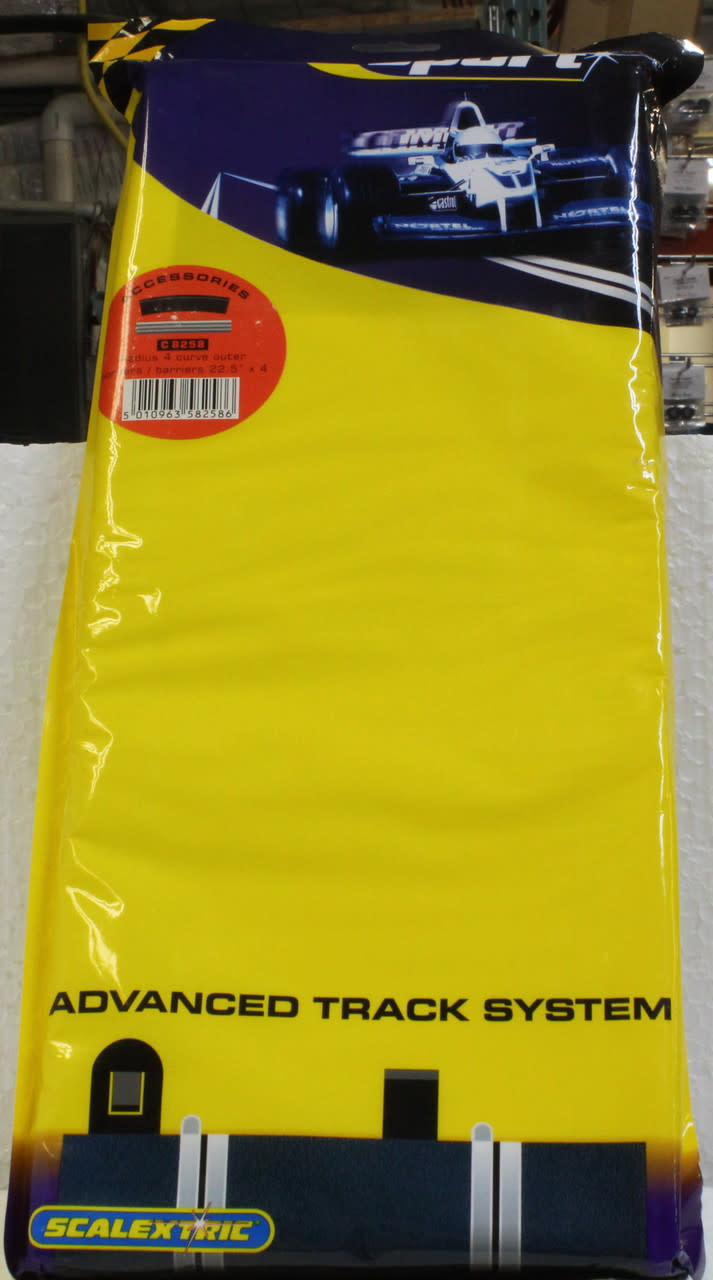 C8258 Radius 4 Curve Outer Borders/Barriers 22.5x4