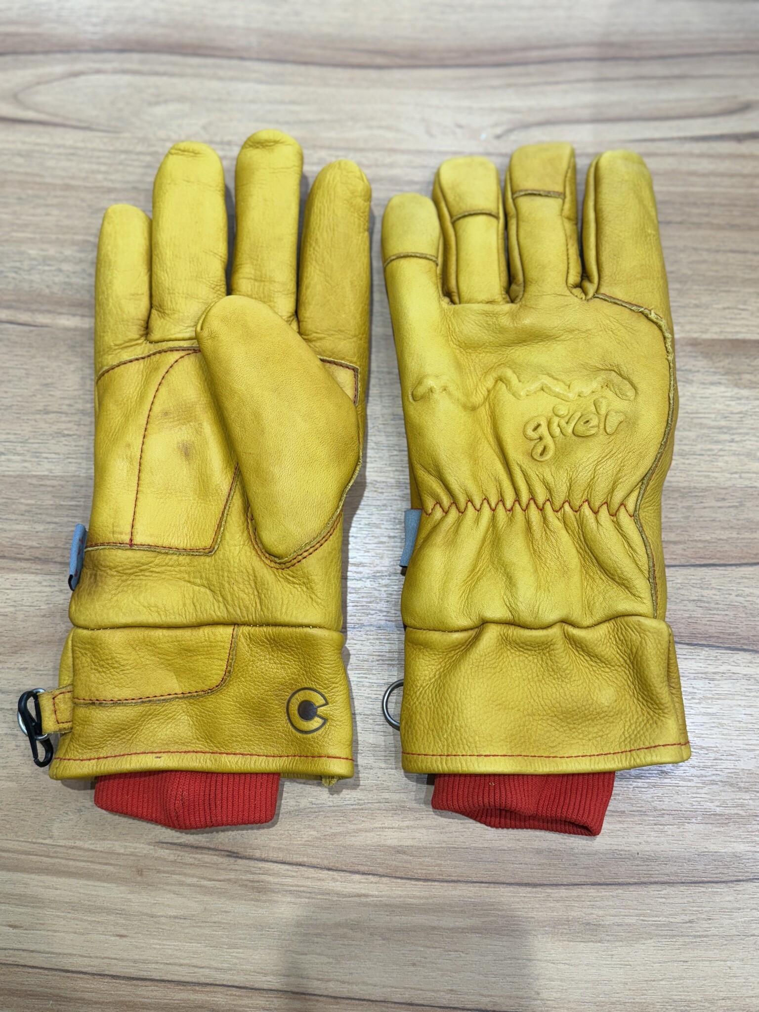 GIVER 4 Season Glove - Hard Headed