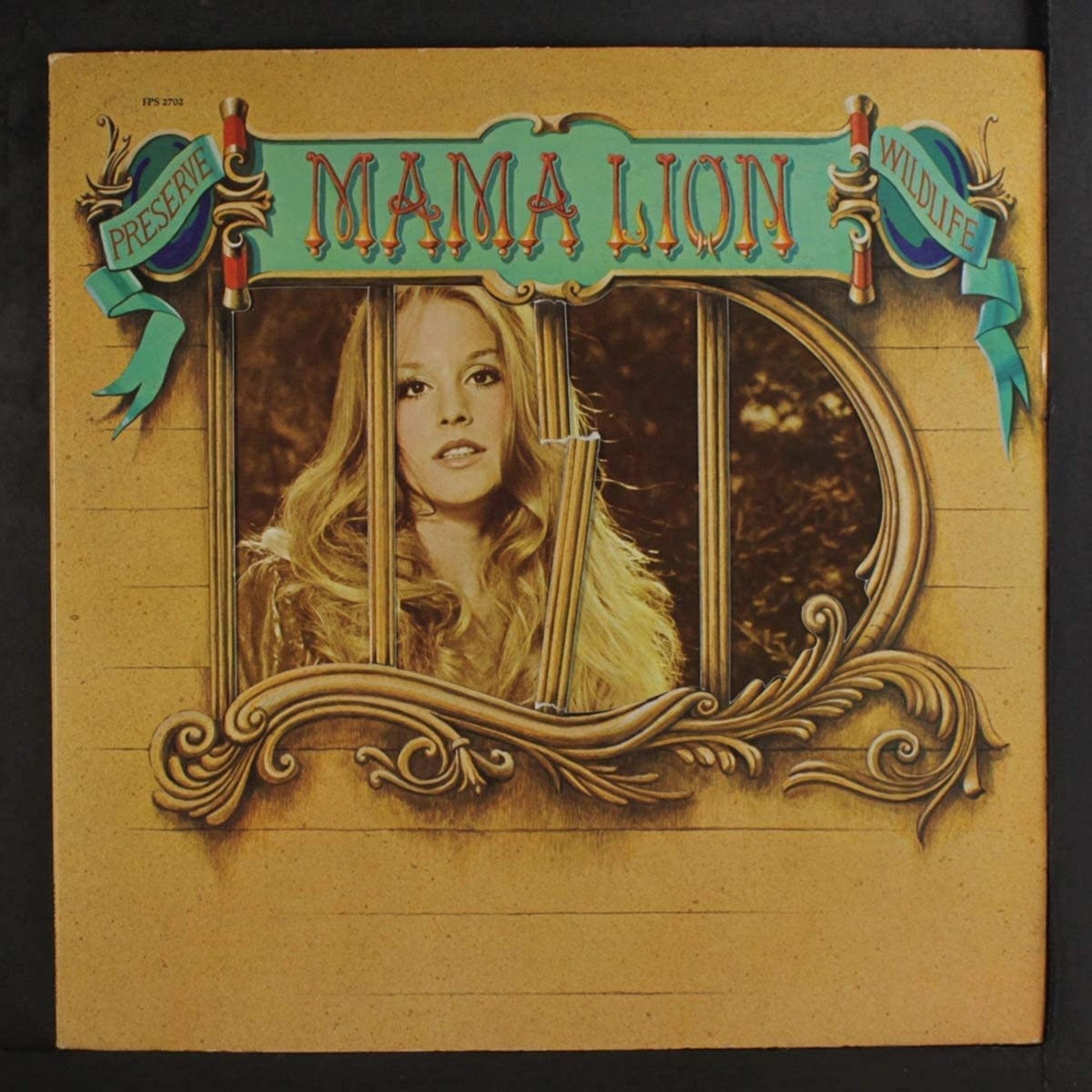 Vinyl Mama Lion - Preserve Wildlife