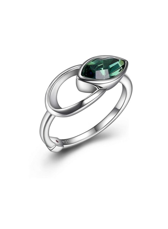 .925 silver ring with green stone
