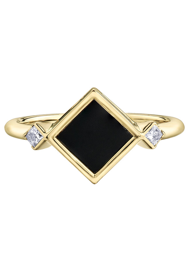 Ring 10k yellow onyx=6x6mm & diamond 2x0.044ct SI2 G