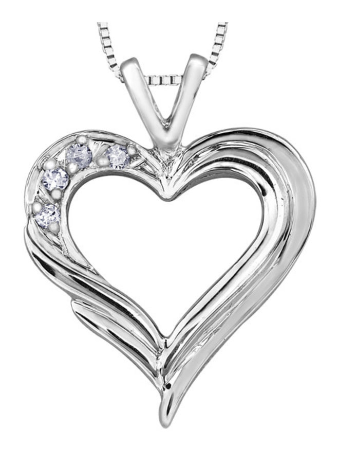 10k White Heart Pendant 4 Diamonds = 0.04ct I1 J Chain Included