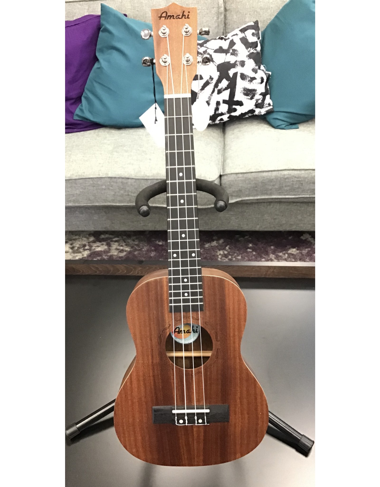 Amahi Amahi Tenor Ukulele, Traditional Shape, Select Mahogany Top, Back, Sides W/Bag