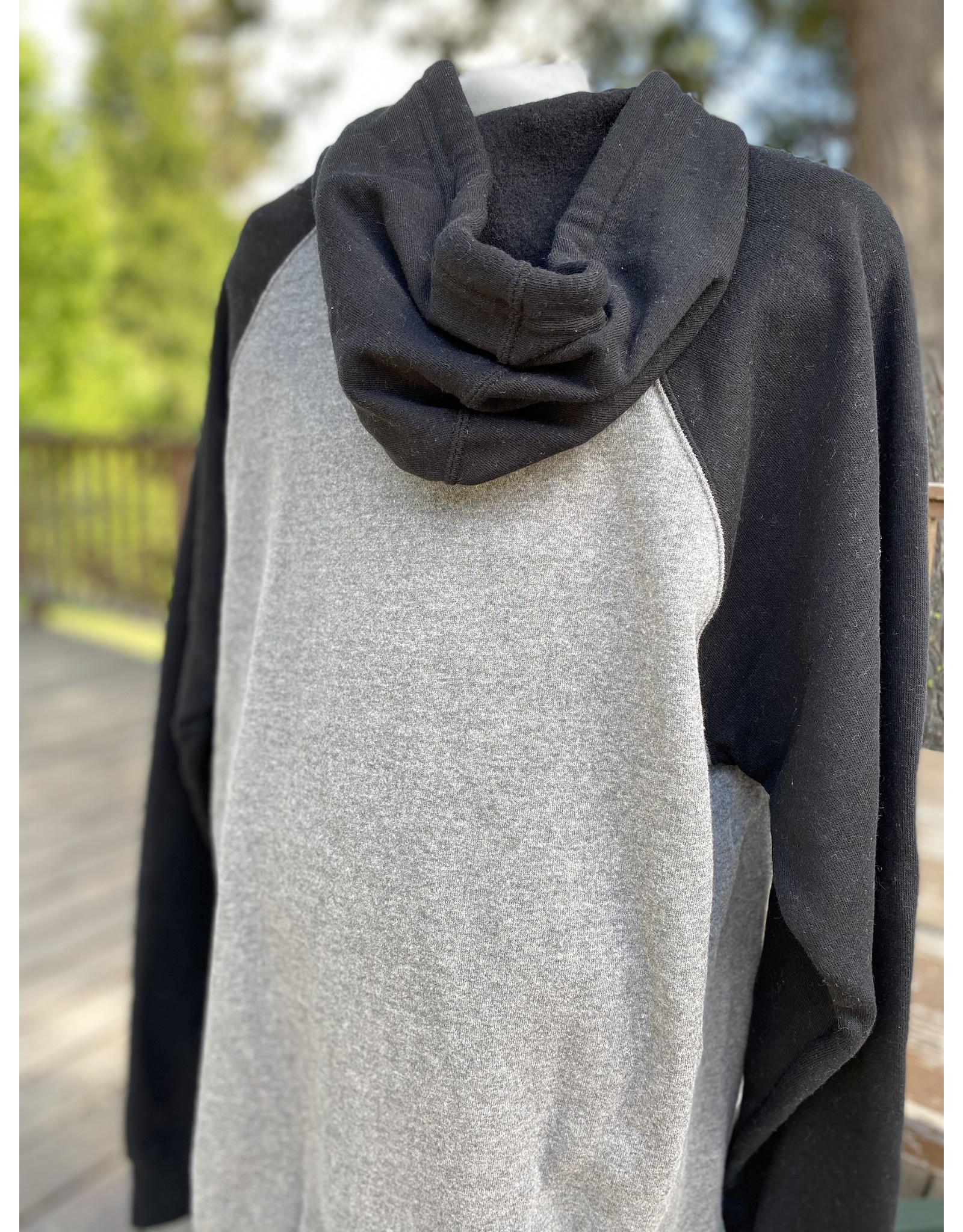 Calvin Crest Sweatshirts