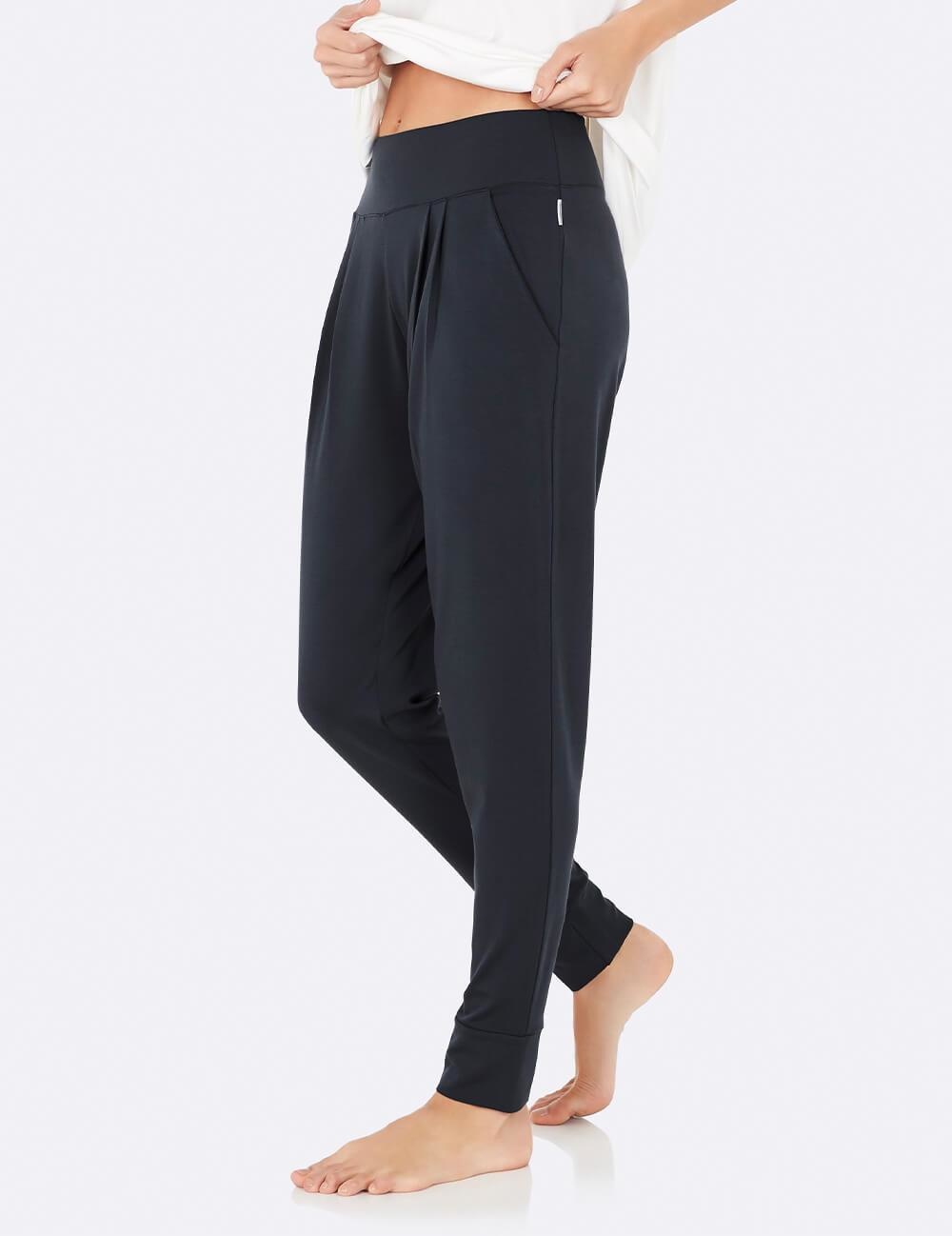 Downtime Lounge Pants in Black