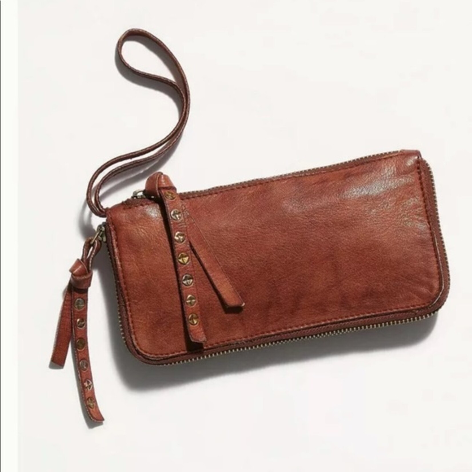 Free People Free People Distressed Wallet